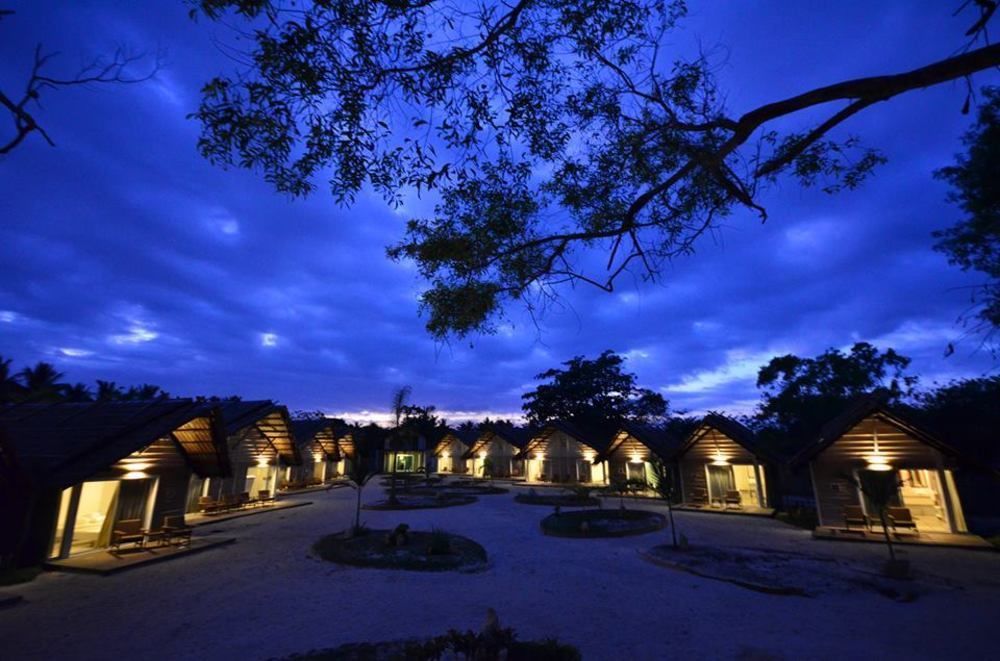 บลู ปาลาวัน บีช คลับ Hotel Puerto Princesa ภายนอก รูปภาพ